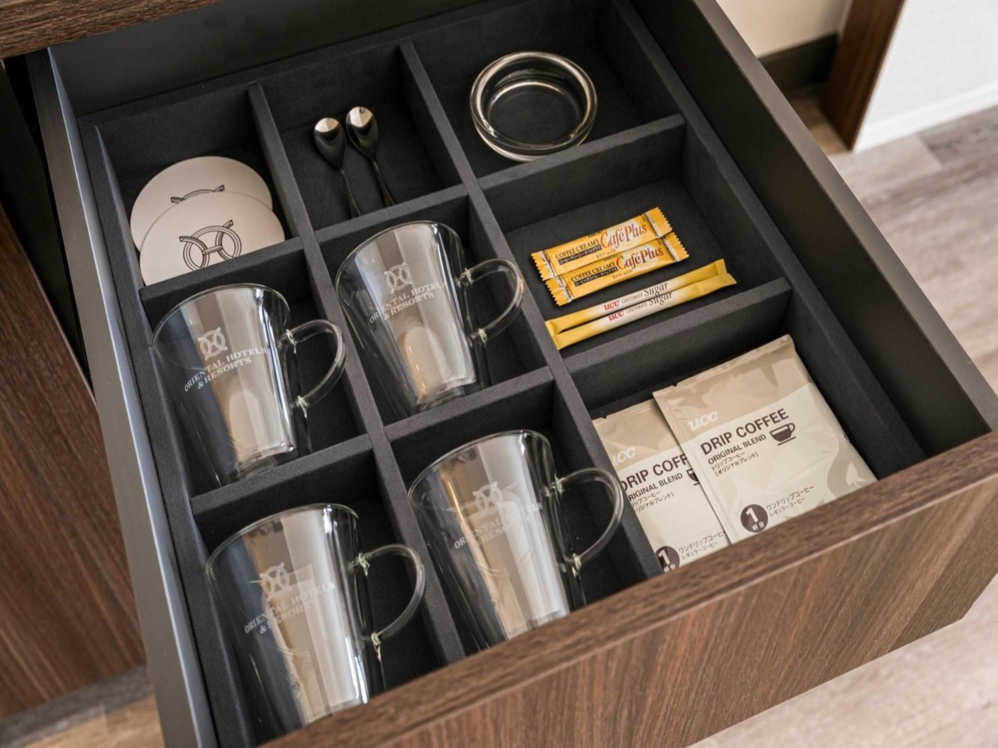 Oriental Hotel Okinawa Resort & Spa Наго Екстериор снимка A drawer organizer